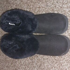 Black Boots with faux fur